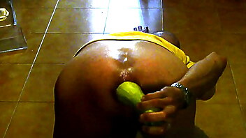 Anal fuck, anal vegetable hard, huge vegetables, i dildo me, dildo ramming
