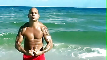 Tan ripped, fitness abs, beach workout, hardbody, working out out
