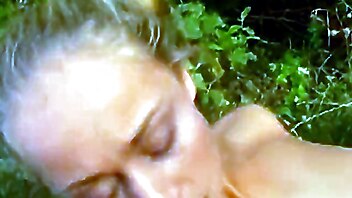 Sucking after the cumshot, chicks licking, german vintage pussy, german girl public, public watersports